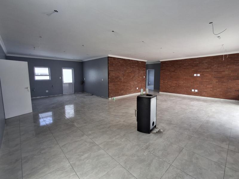 3 Bedroom Property for Sale in Golden Mile Western Cape